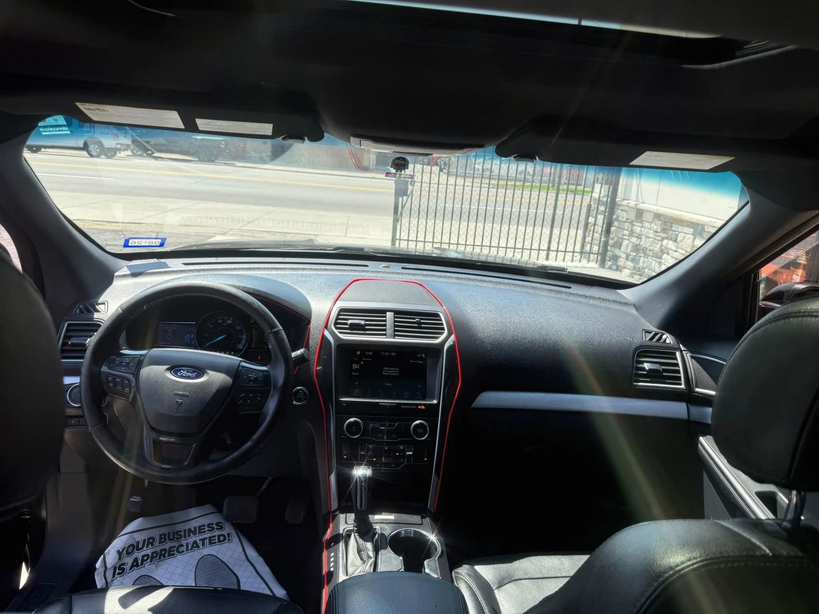 Used 2016 Ford Explorer XLT w/ Equipment Group 202A AWD/4WD image 10