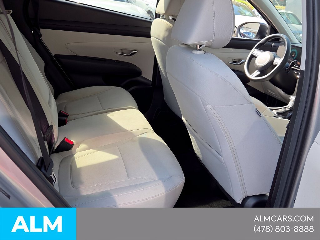 Used 2025 Hyundai Tucson SEL FWD image 16