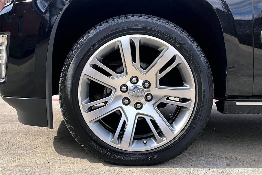 Used 2015 Cadillac Escalade Premium image 12