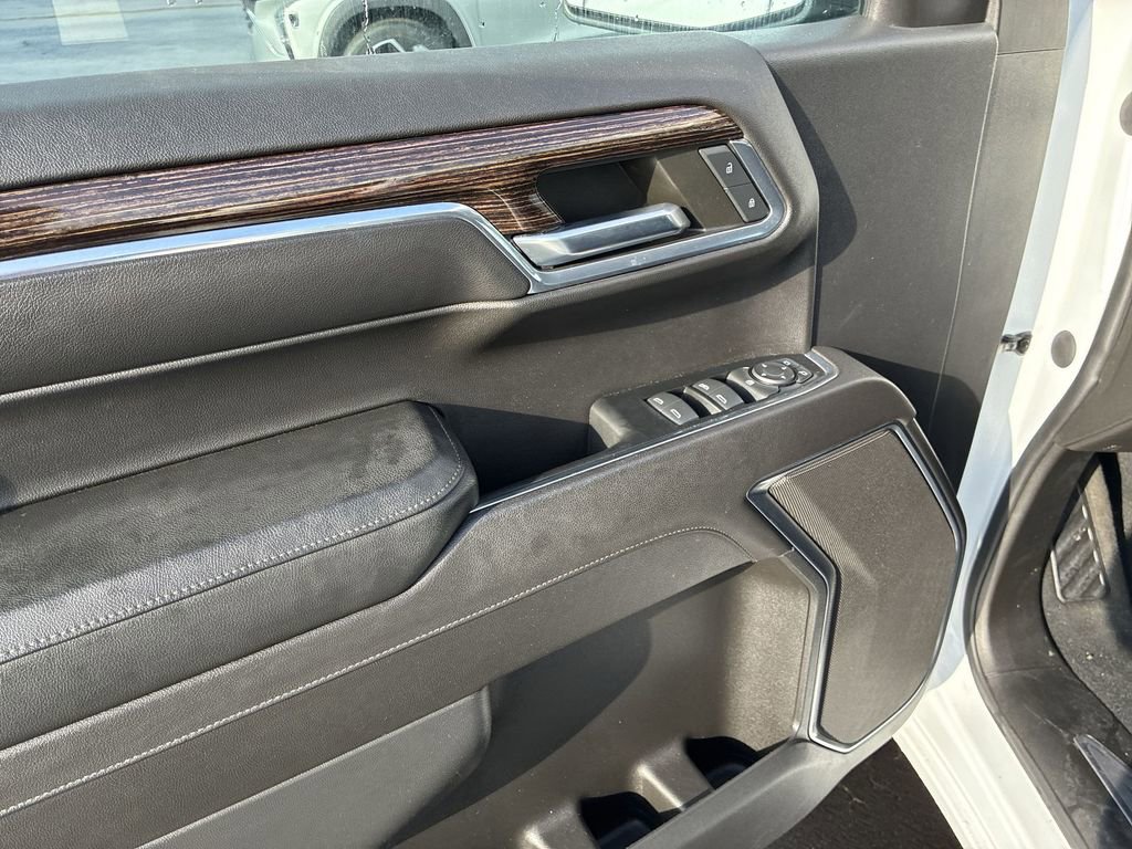 Used 2023 GMC Sierra 1500 Elevation image 13