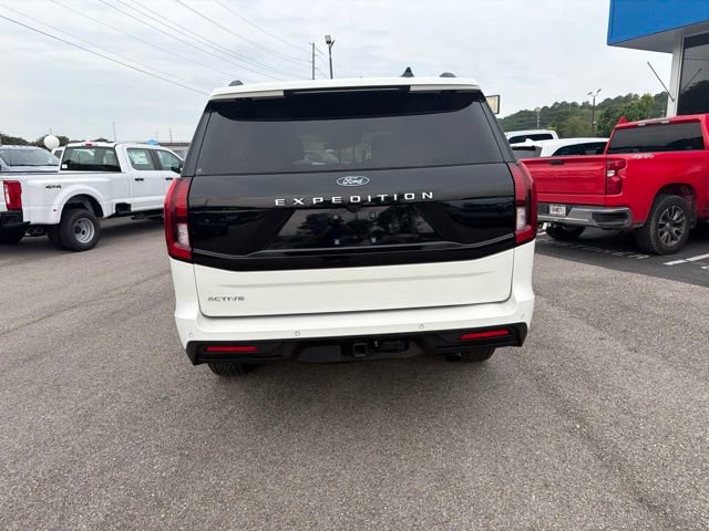 Used 2025 Ford Expedition Active AWD/4WD image 19