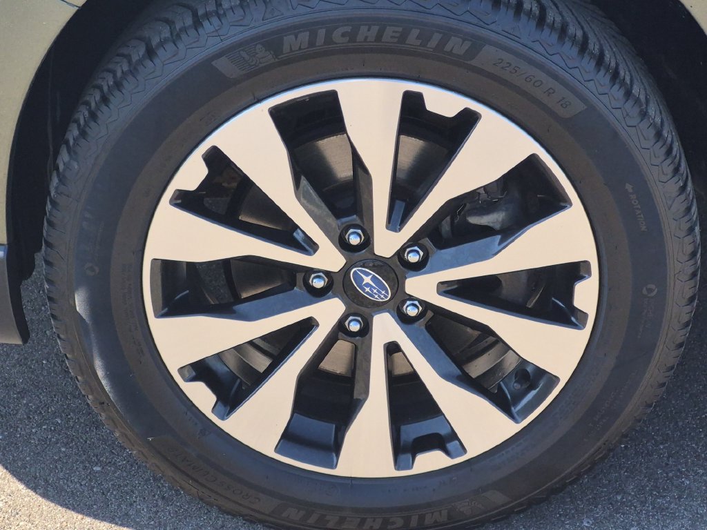 Used 2016 Subaru Outback 3.6R Limited AWD/4WD image 7