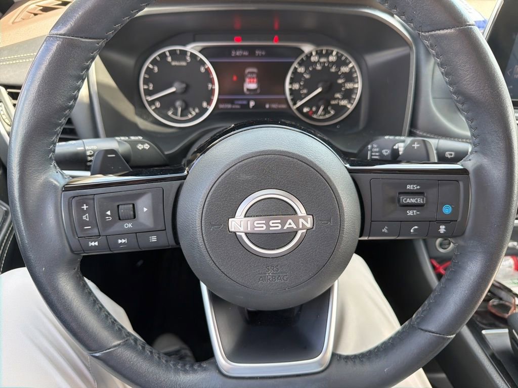 Used 2023 Nissan Rogue SV w/ SV Premium B Package image 19