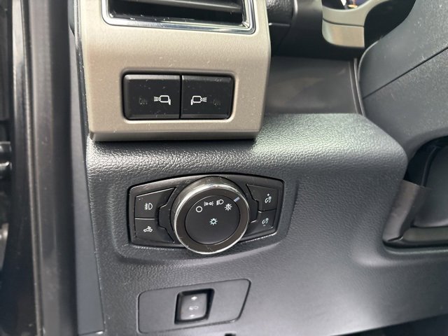 Used 2022 Ford F250 Lariat w/ Tremor Off-Road Package image 21