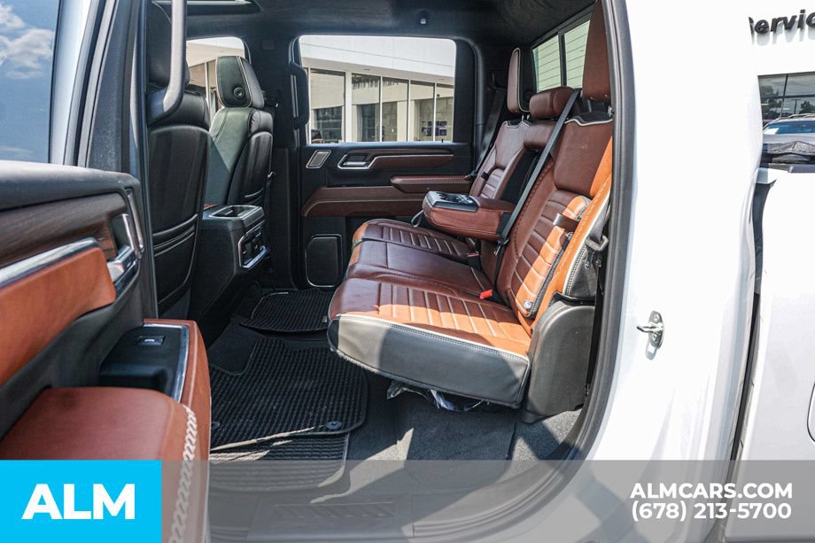 Used 2024 GMC Sierra 3500 Denali Ultimate AWD/4WD image 20