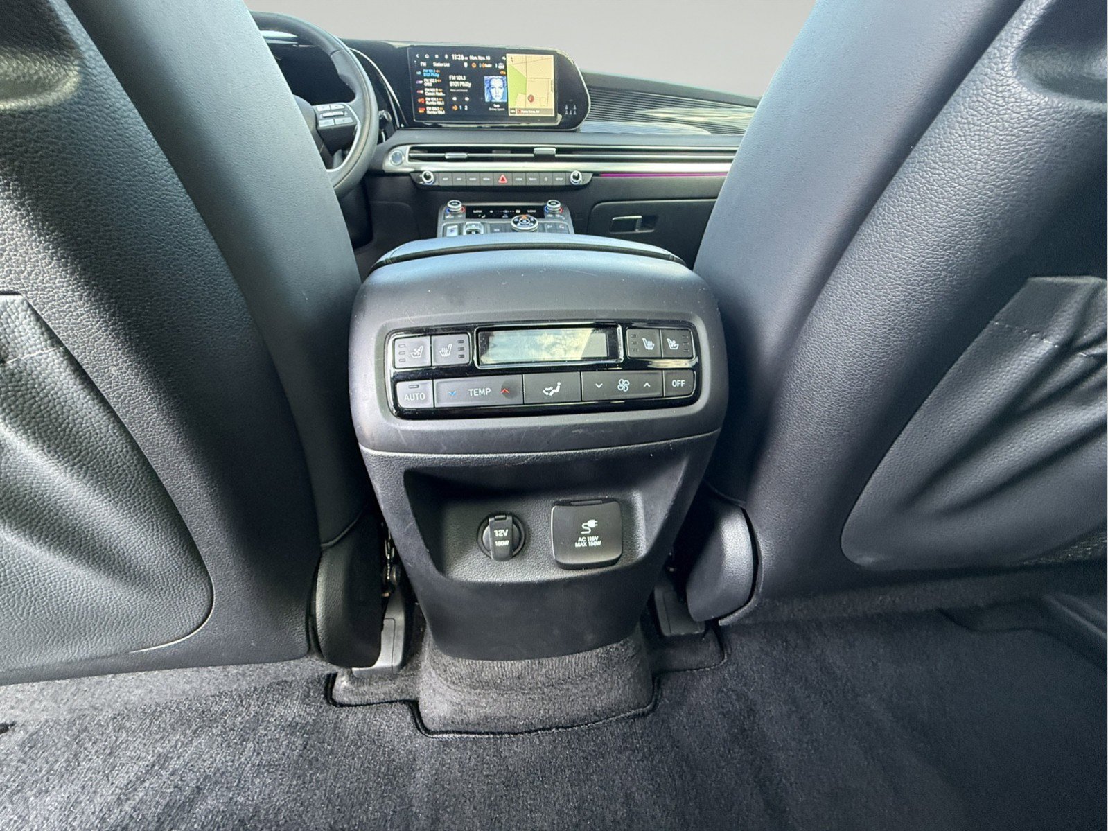 Used 2024 Hyundai Palisade Calligraphy image 29