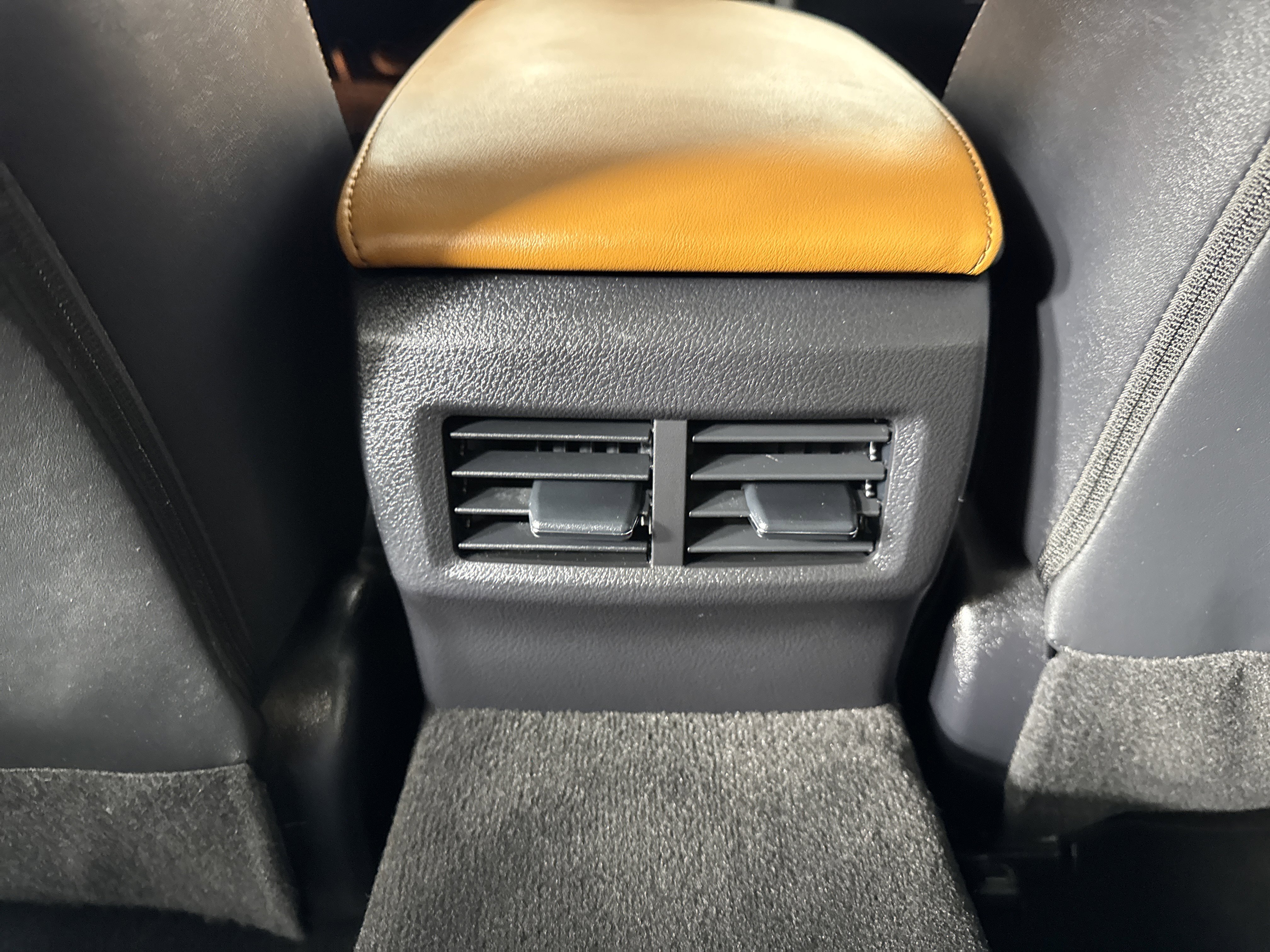 Used 2023 Lexus IS 300 w/ Comfort Package image 22