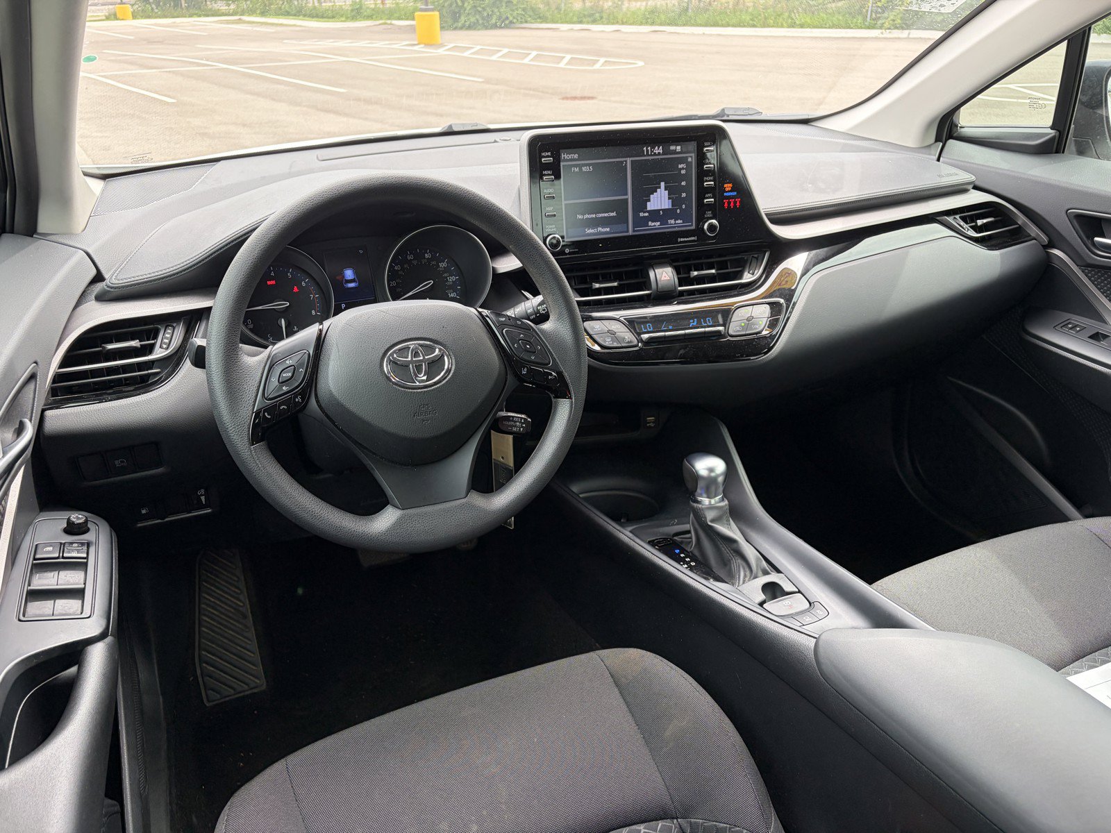 Used 2020 Toyota C-HR LE FWD image 10