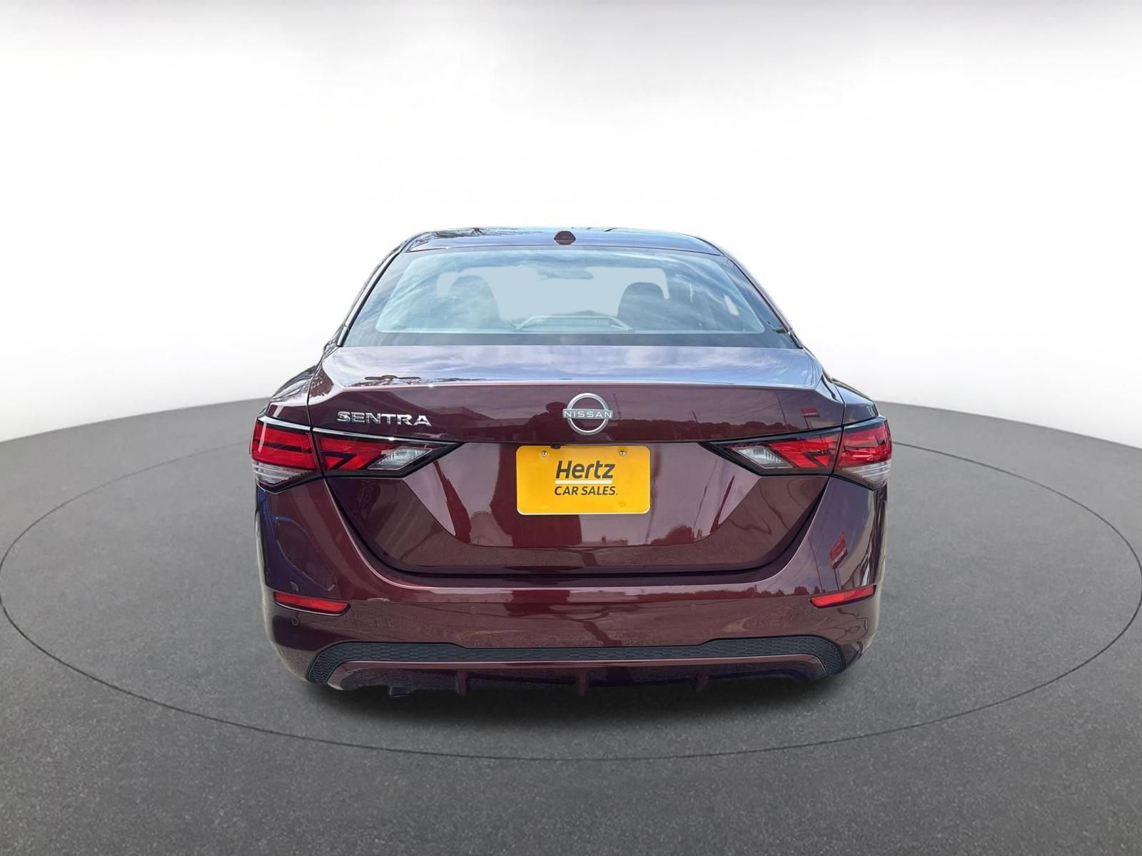 Used 2025 Nissan Sentra SV FWD image 5