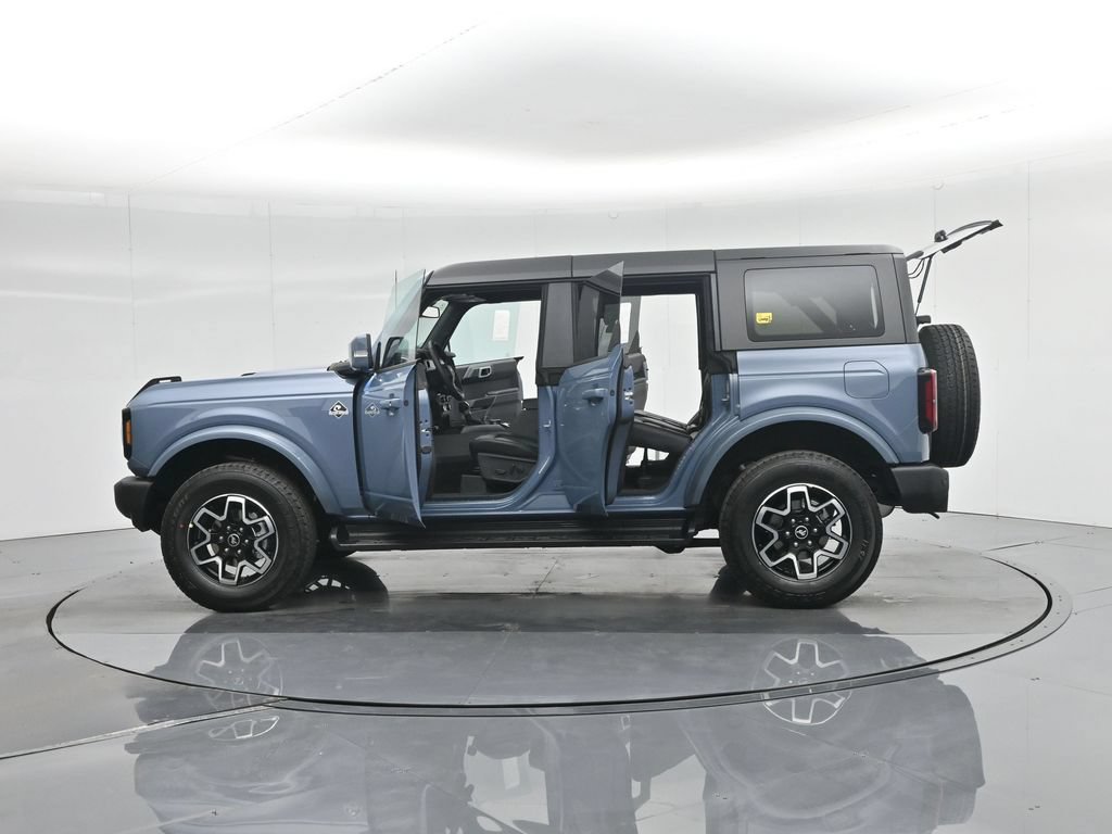 New 2025 Ford Bronco Outer Banks AWD/4WD image 40