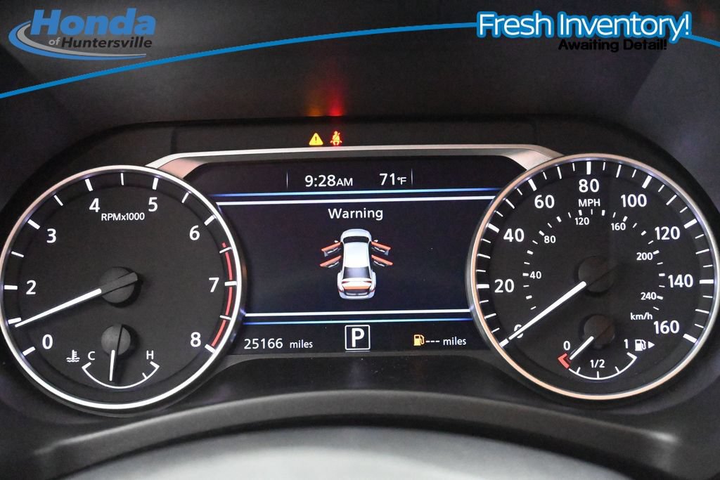 Used 2025 Nissan Sentra SR FWD image 26