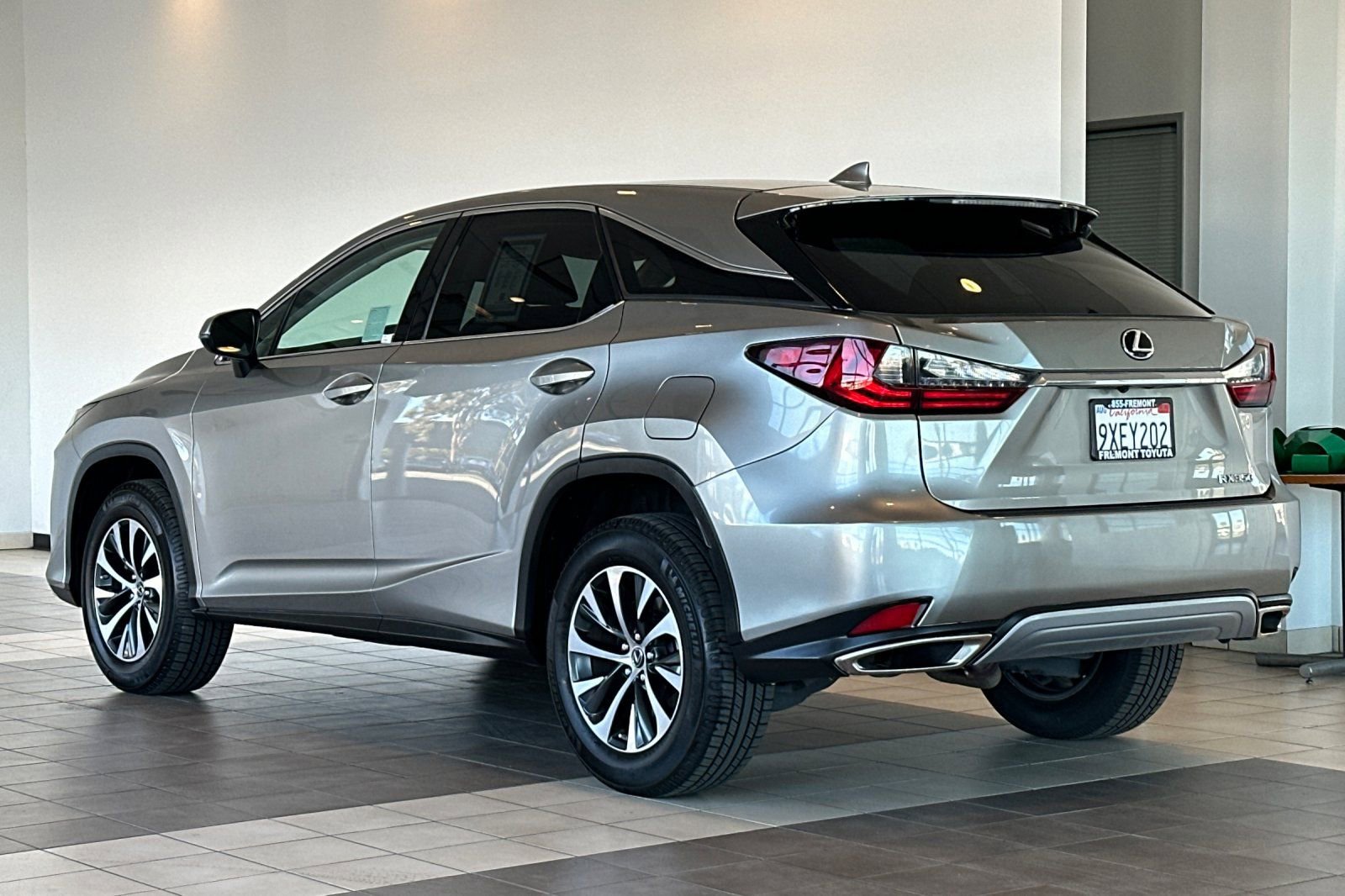 Used 2021 Lexus RX 350 FWD w/ Accessory Package image 6