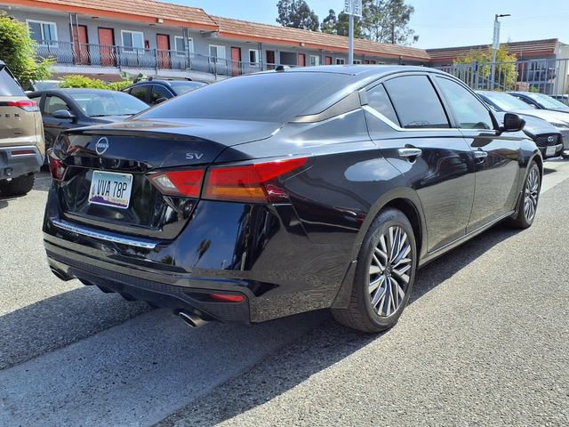 Used 2023 Nissan Altima 2.5 SV w/ SV Premium Package FWD image 23