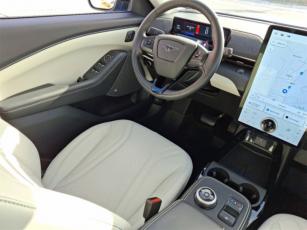 Used 2023 Ford Mustang Mach-E Premium image 14