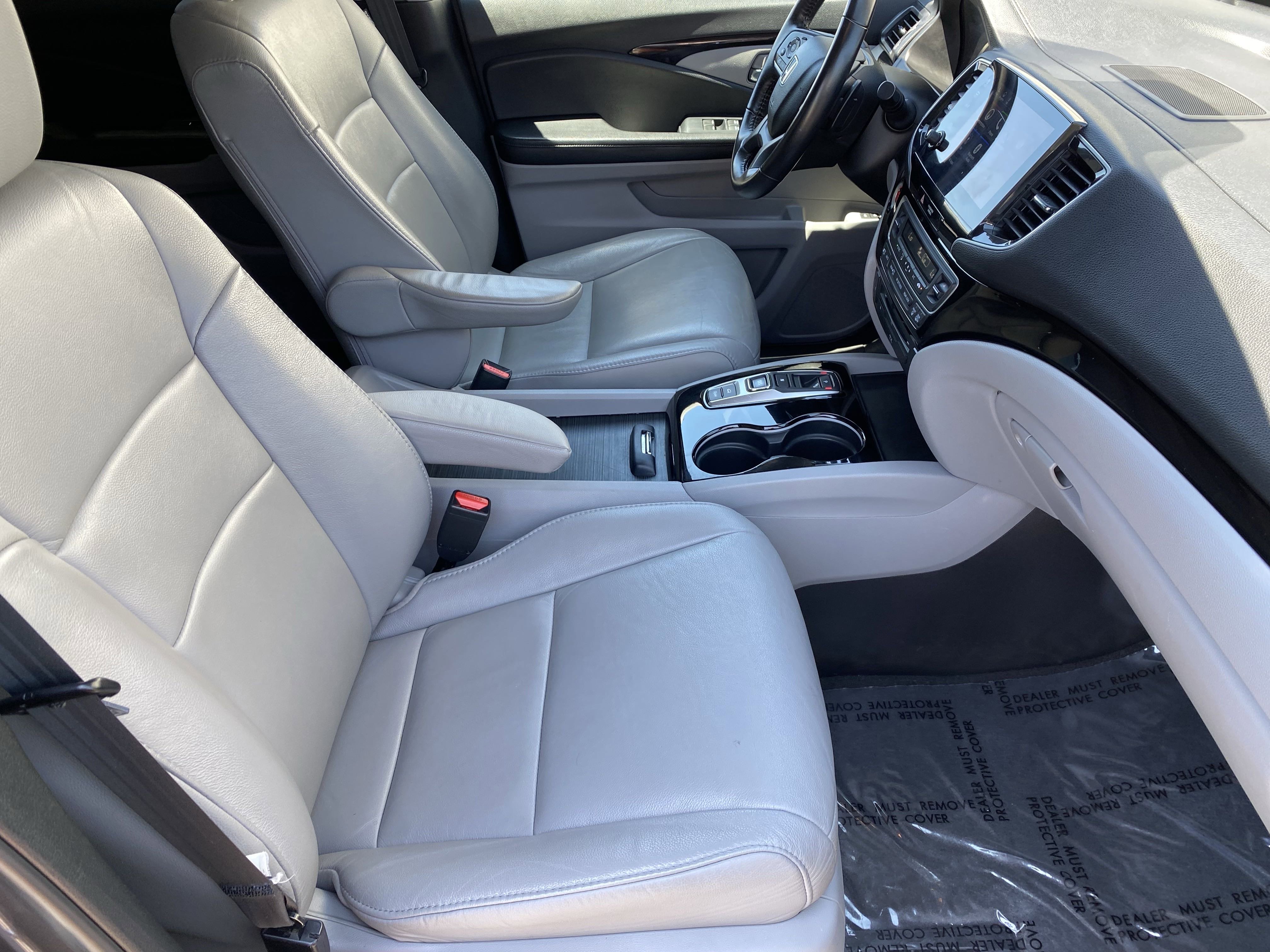 Used 2021 Honda Pilot Touring image 9