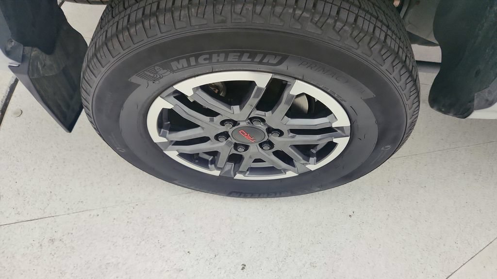 Used 2024 Toyota Tacoma TRD Sport RWD image 28