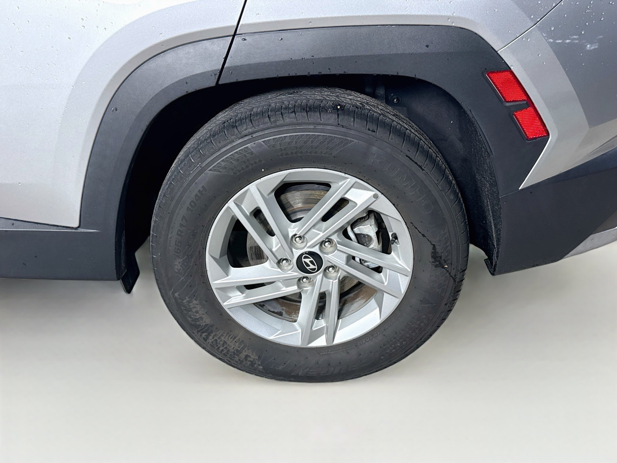 Used 2025 Hyundai Tucson SE FWD image 35