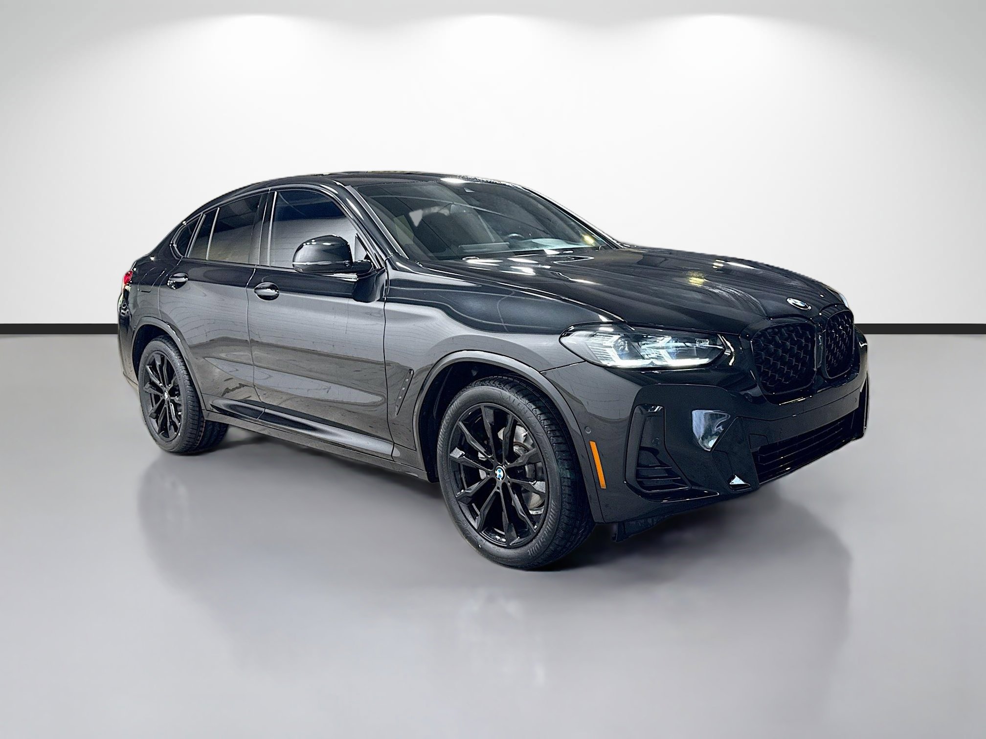 Certified 2023 BMW X4 xDrive30i w/ M Sport Package image 1