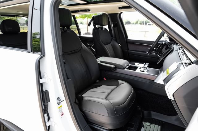 New 2027 Land Rover Range Rover Long Wheelbase SE AWD/4WD image 46