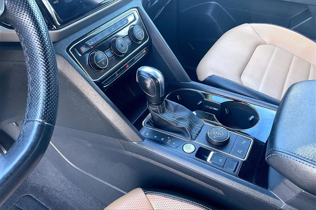 Used 2023 Volkswagen Atlas Cross Sport SEL Premium R-Line image 17