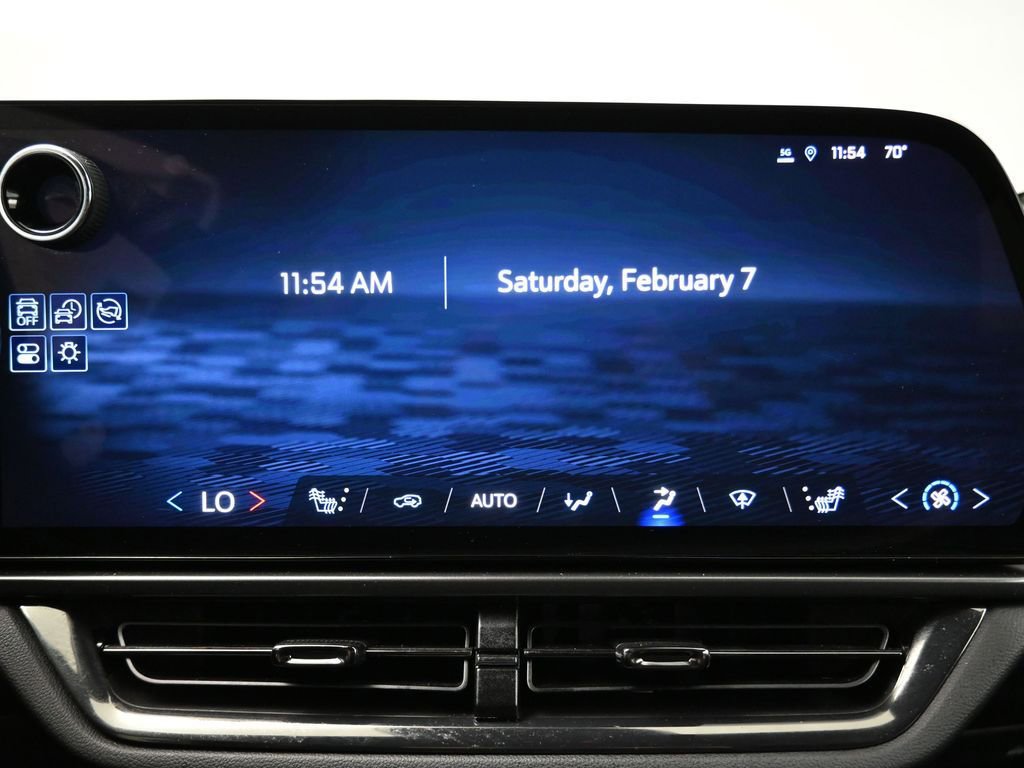 Used 2024 Chevrolet Equinox EV RS image 20