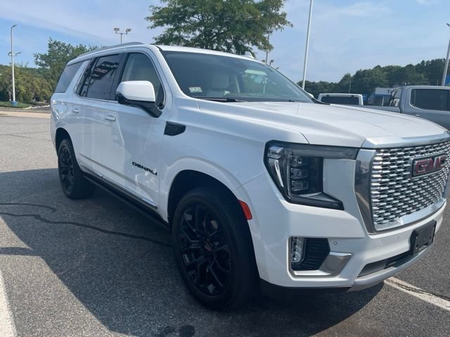Used 2023 GMC Yukon Denali AWD/4WD image 3