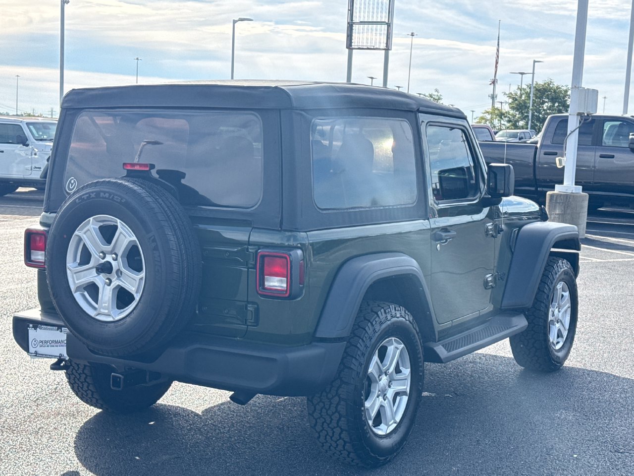 Used 2021 Jeep Wrangler Sport AWD/4WD image 2