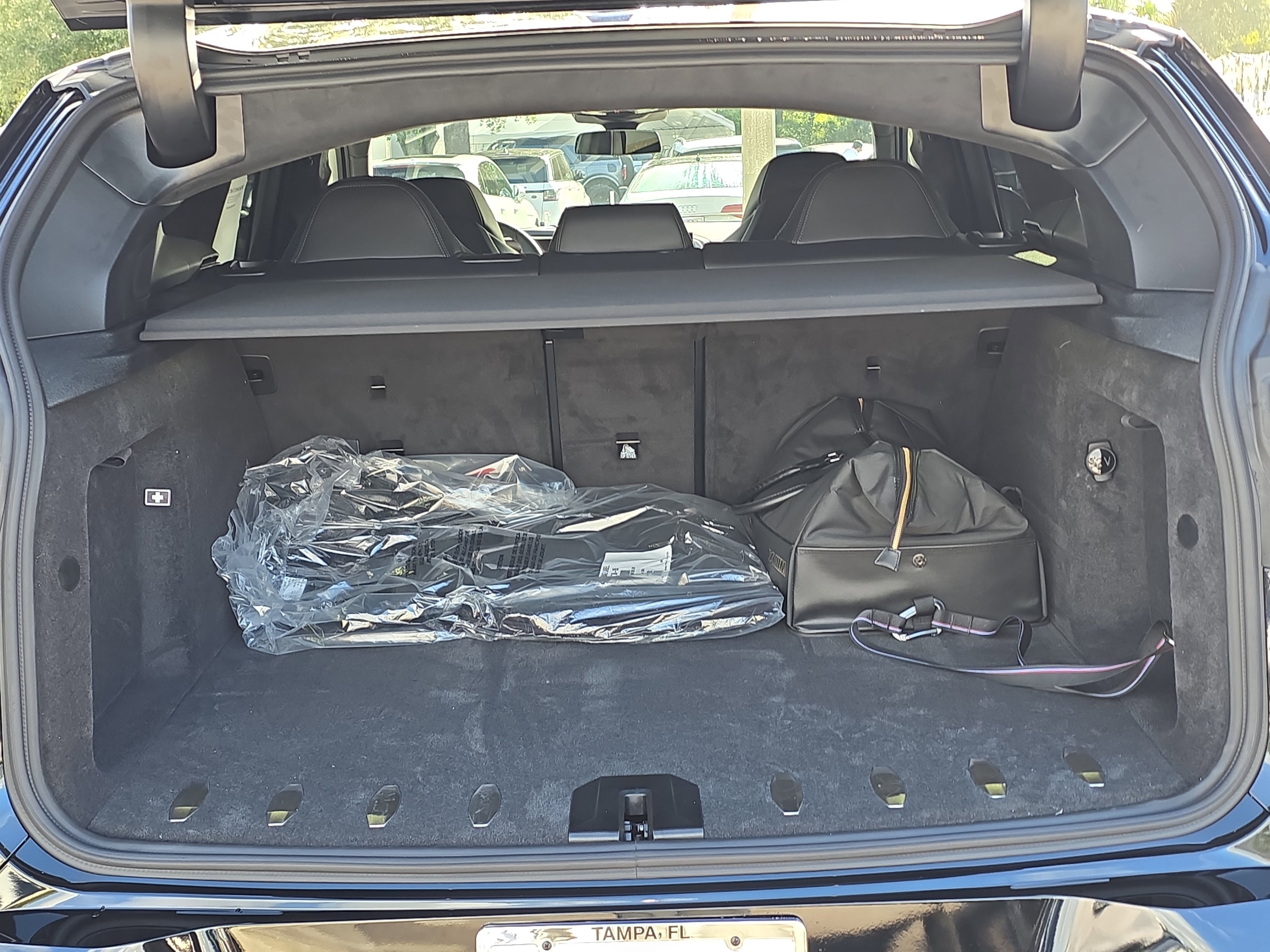 New 2026 BMW XM Label Red image 9