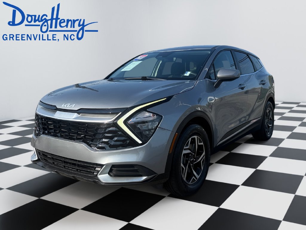 Used 2023 Kia Sportage LX FWD image 1