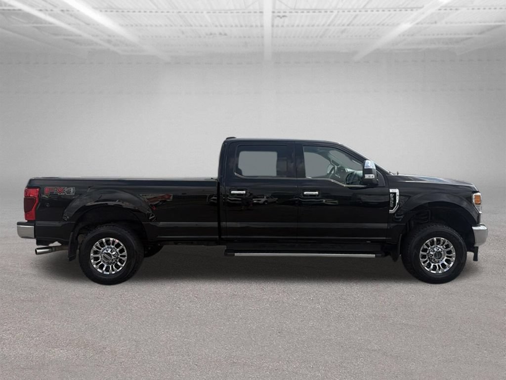 Used 2022 Ford F350 XLT w/ XLT Premium Package AWD/4WD image 12
