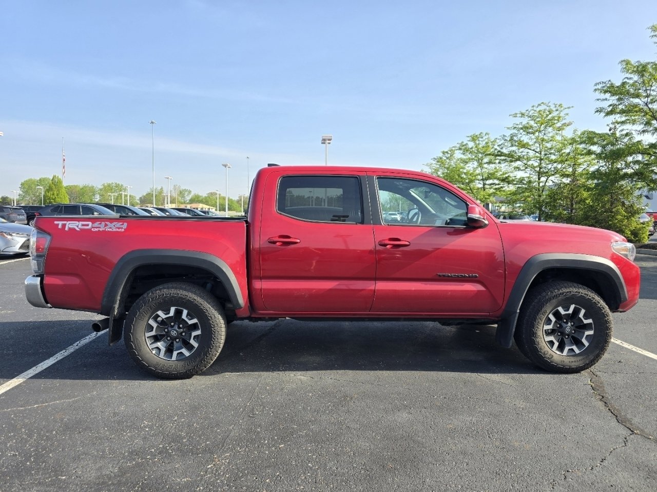 Used 2023 Toyota Tacoma TRD Off-Road AWD/4WD image 8
