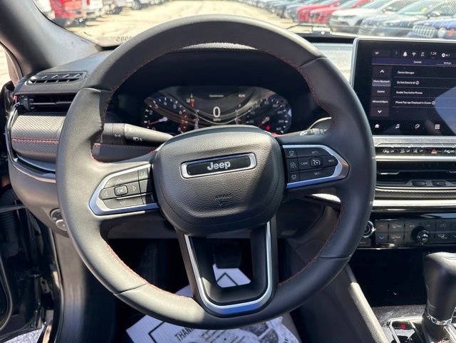 Used 2024 Jeep Compass Trailhawk AWD/4WD image 25
