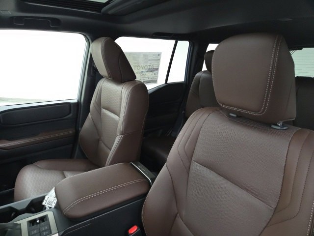 New 2026 Toyota Land Cruiser image 21