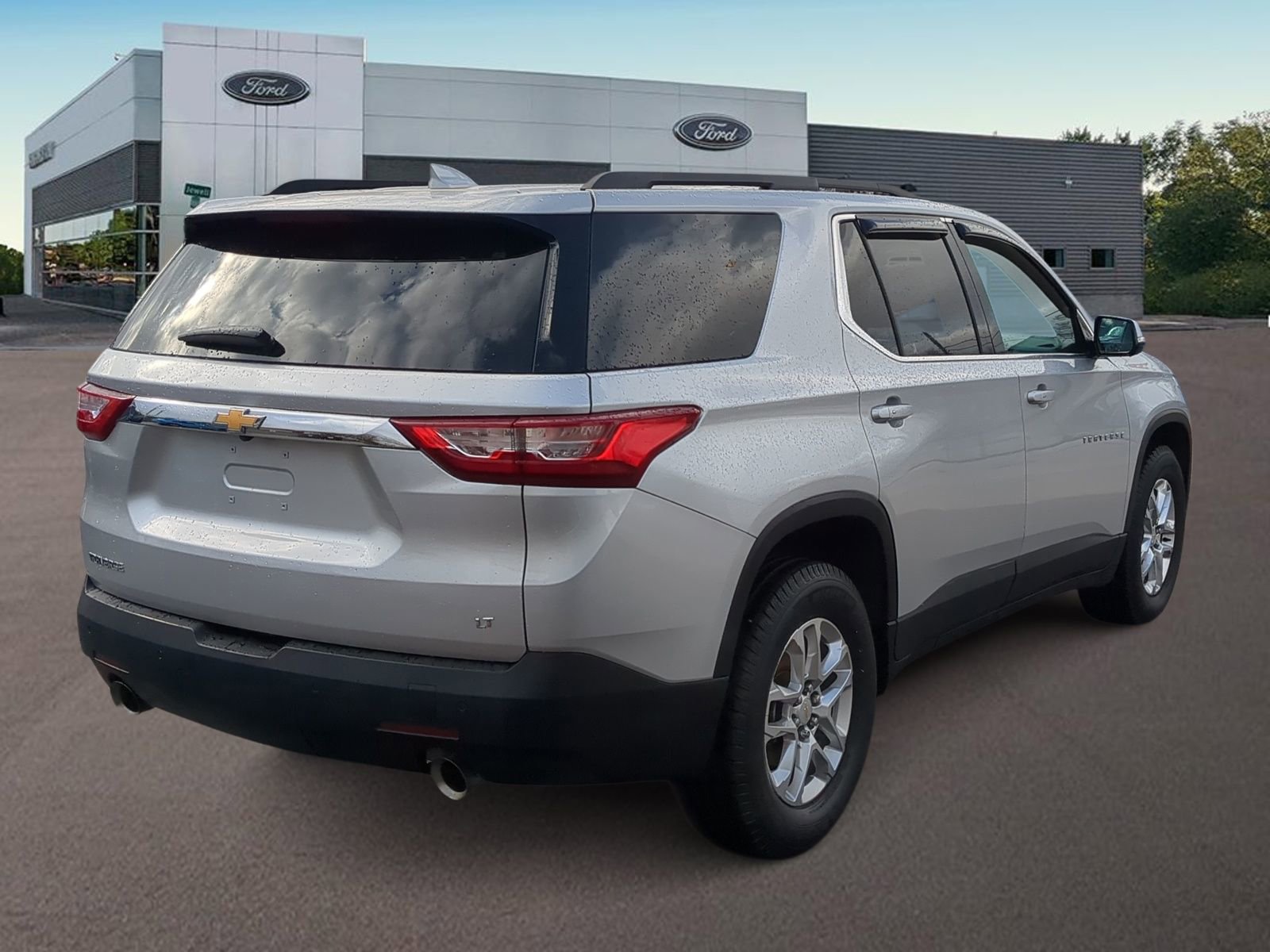 Used 2019 Chevrolet Traverse LT image 11