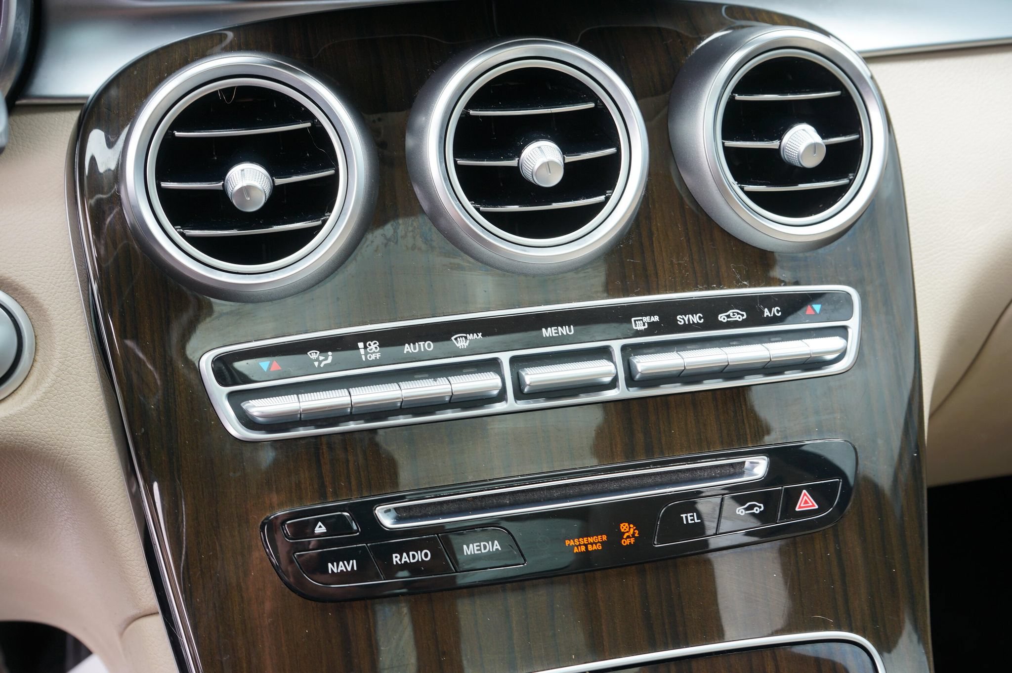 Used 2017 Mercedes-Benz GLC 300 image 19