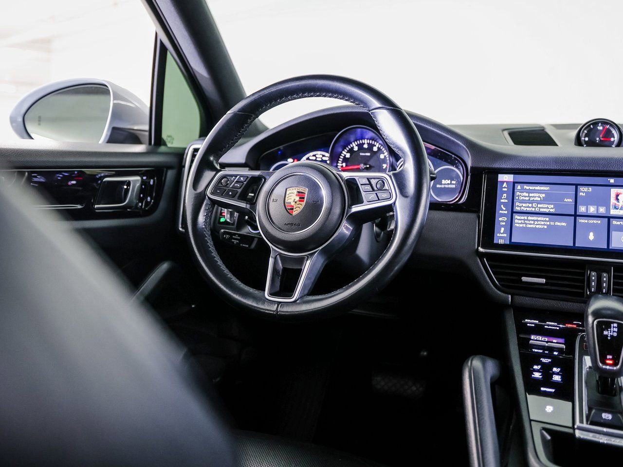 Certified 2020 Porsche Cayenne image 27