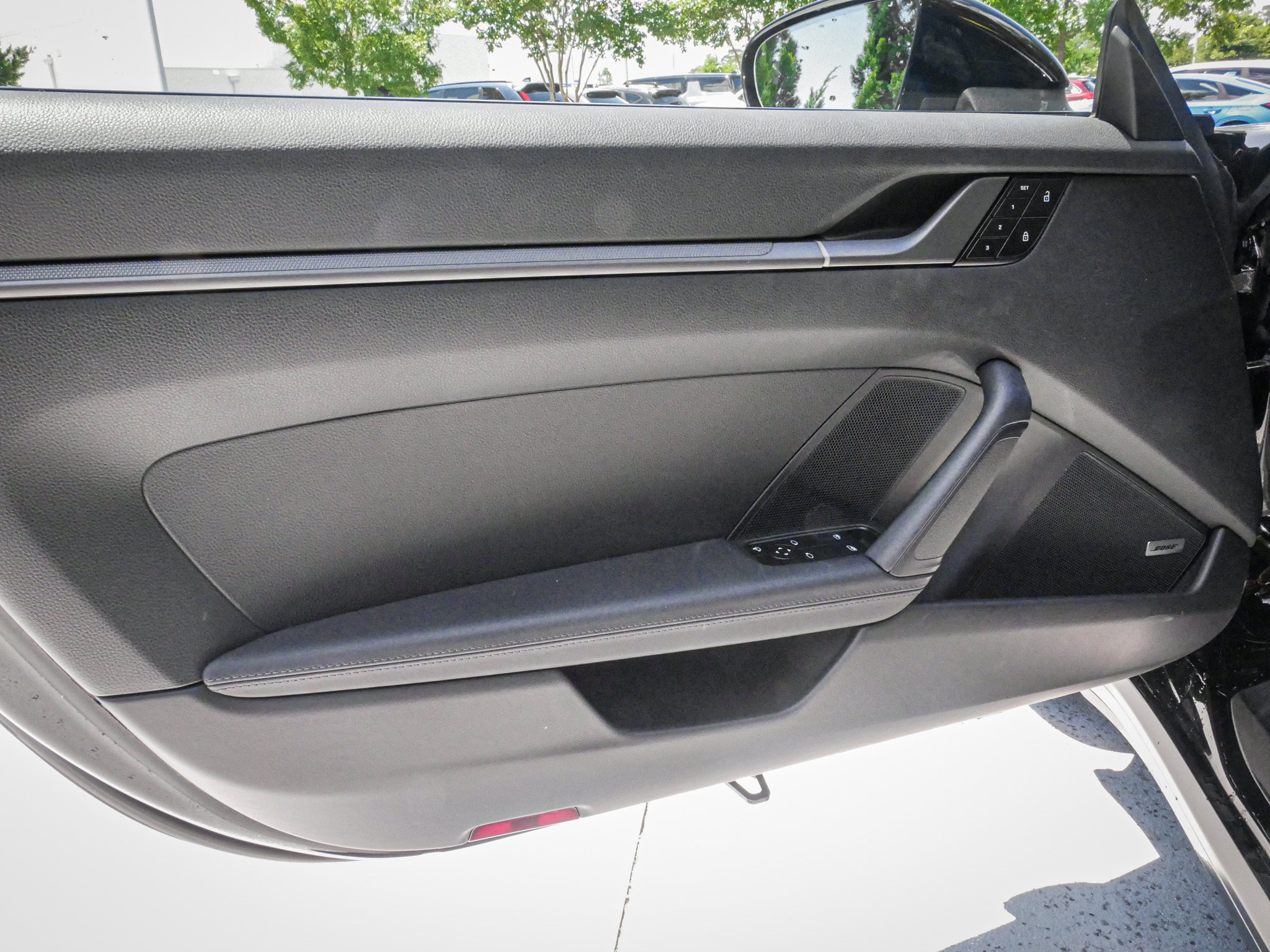Used 2024 Porsche 911 Carrera RWD image 14