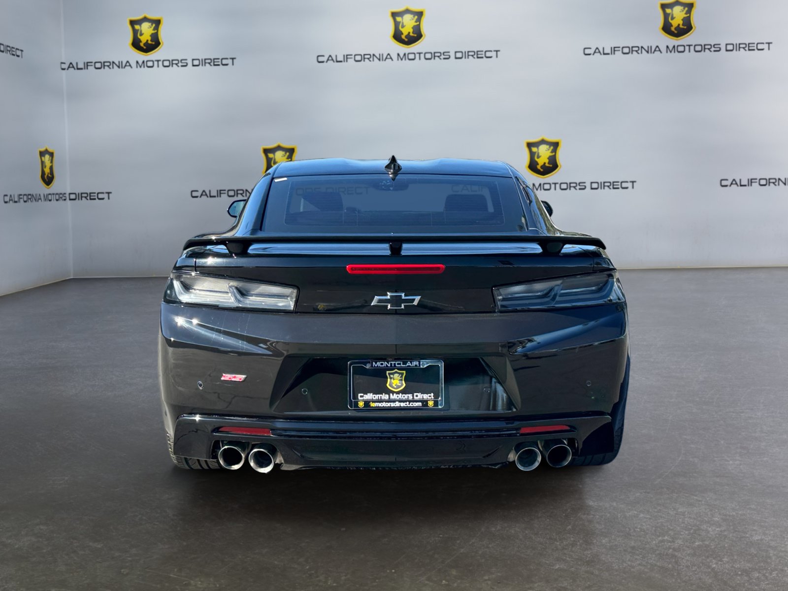 Used 2017 Chevrolet Camaro SS RWD image 4