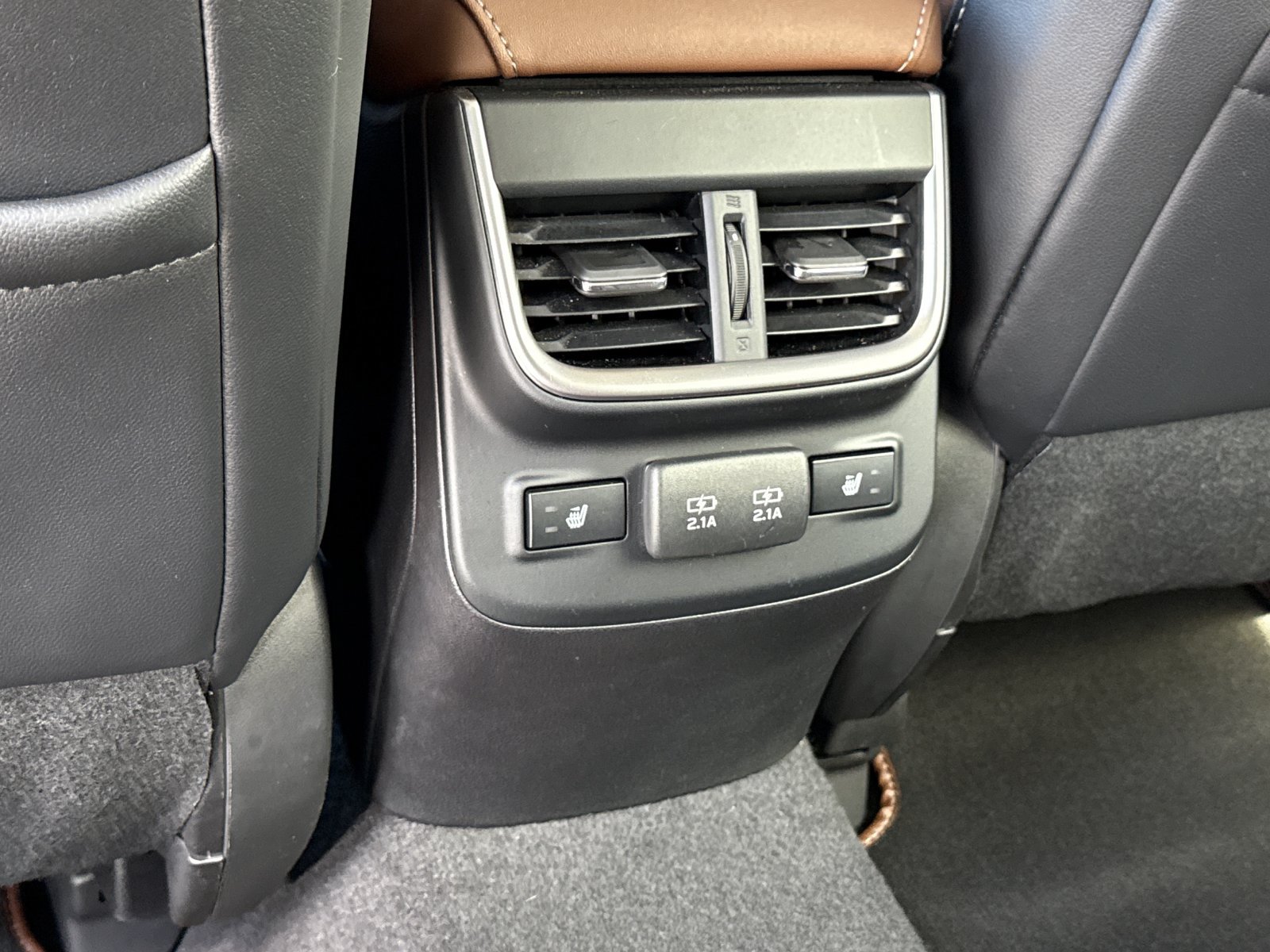Used 2021 Subaru Outback Touring XT AWD/4WD image 11