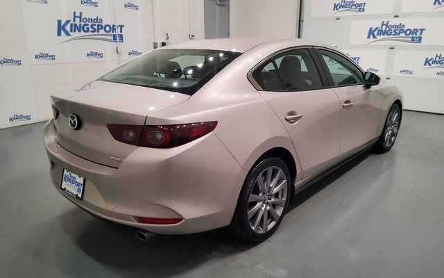 Used 2024 MAZDA MAZDA3 s image 4