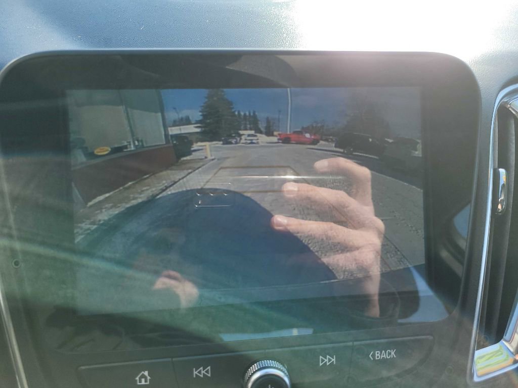 Used 2018 Chevrolet Malibu LT image 26