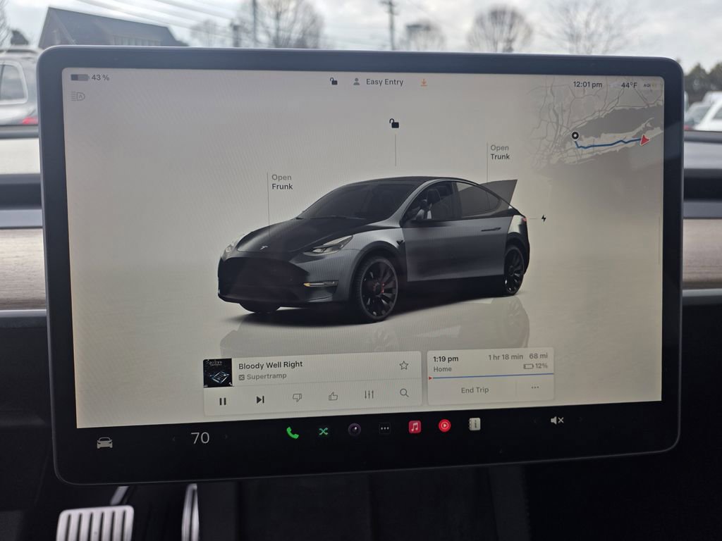 Used 2023 Tesla Model Y Performance image 21