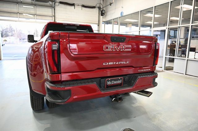 Used 2024 GMC Sierra 3500 Denali image 6