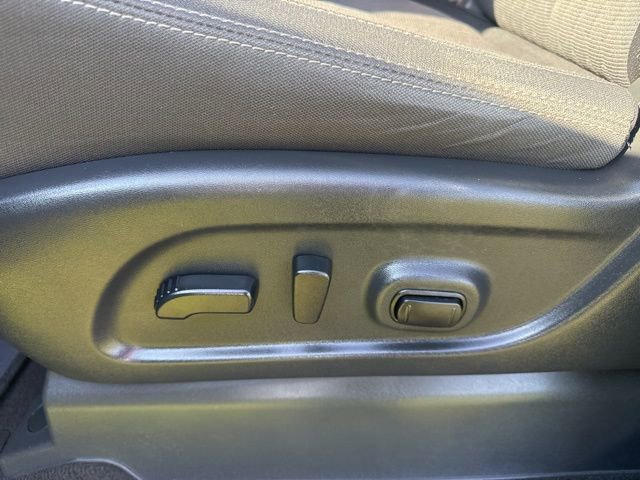 Used 2024 Nissan Titan SV w/ SV Bronze Edition Package image 15