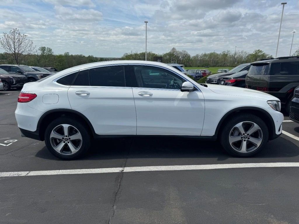 Used 2018 Mercedes-Benz GLC 300 4MATIC Coupe image 2