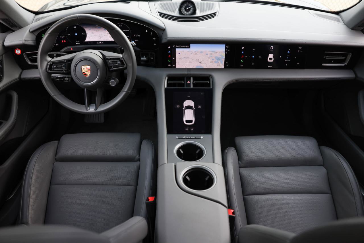 Used 2023 Porsche Taycan 4S image 23