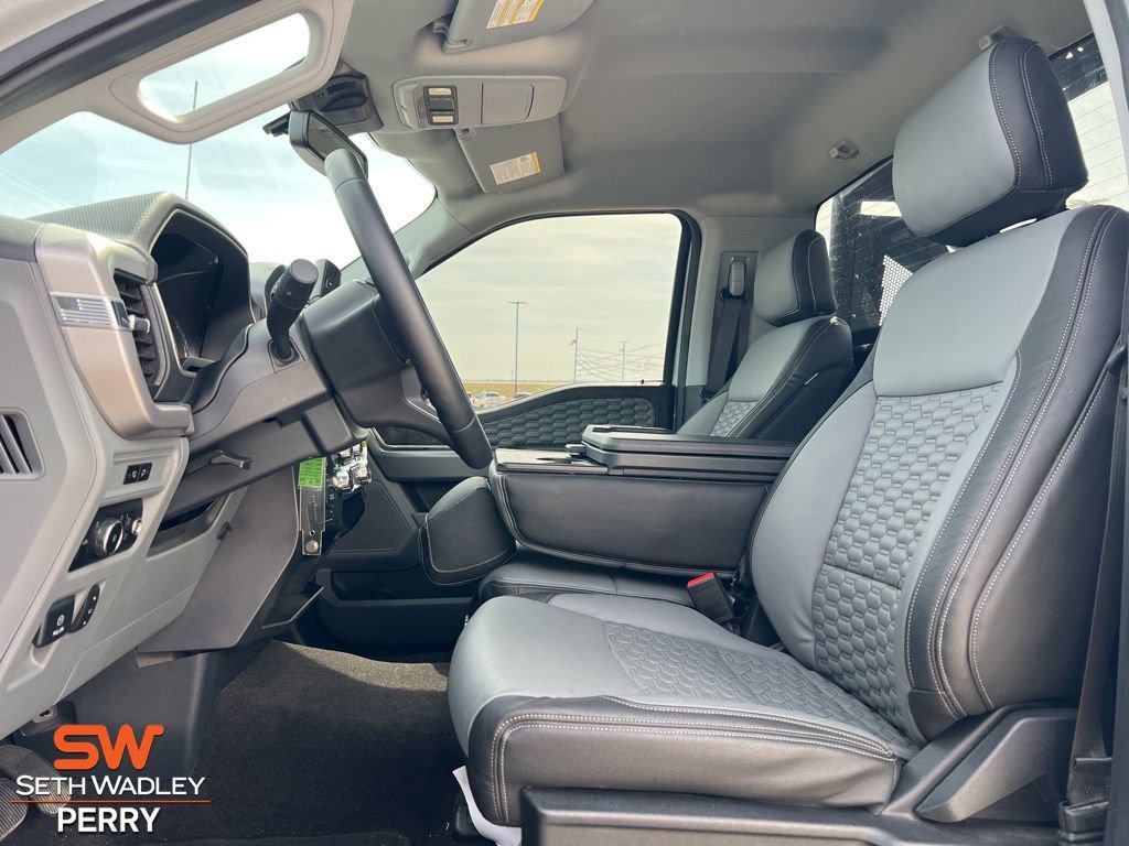 New 2023 Ford F150 XLT w/ Equipment Group 301A Mid image 2