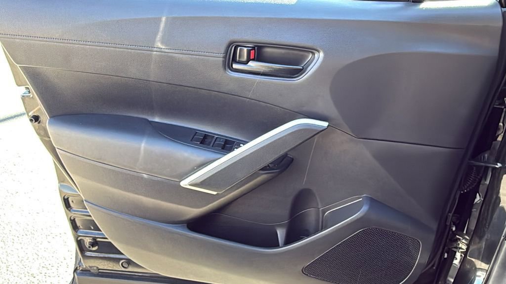 Used 2023 Toyota Corolla Cross LE image 27