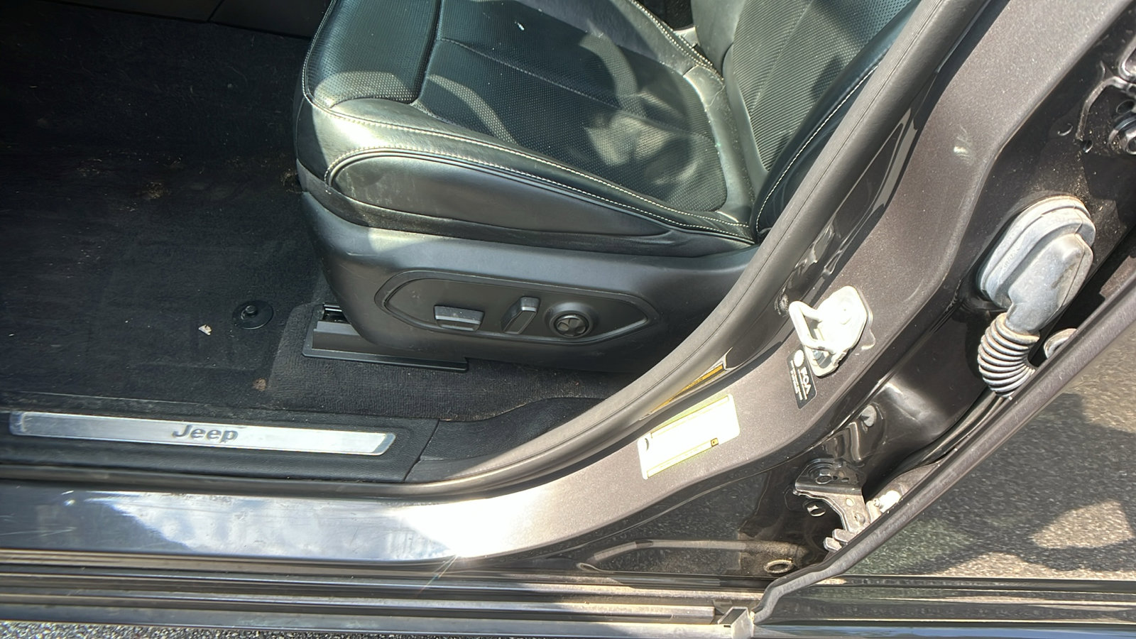 Used 2021 Jeep Grand Cherokee L Overland image 17