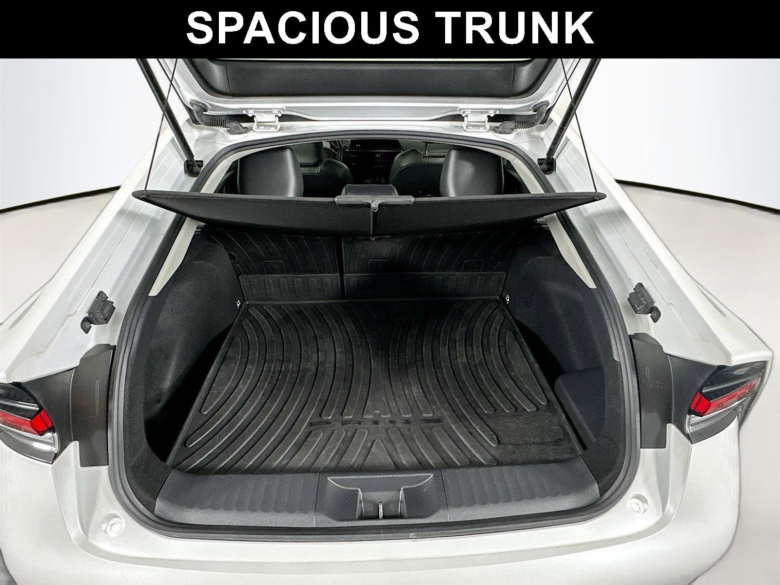 Used 2023 Toyota Prius XLE image 24